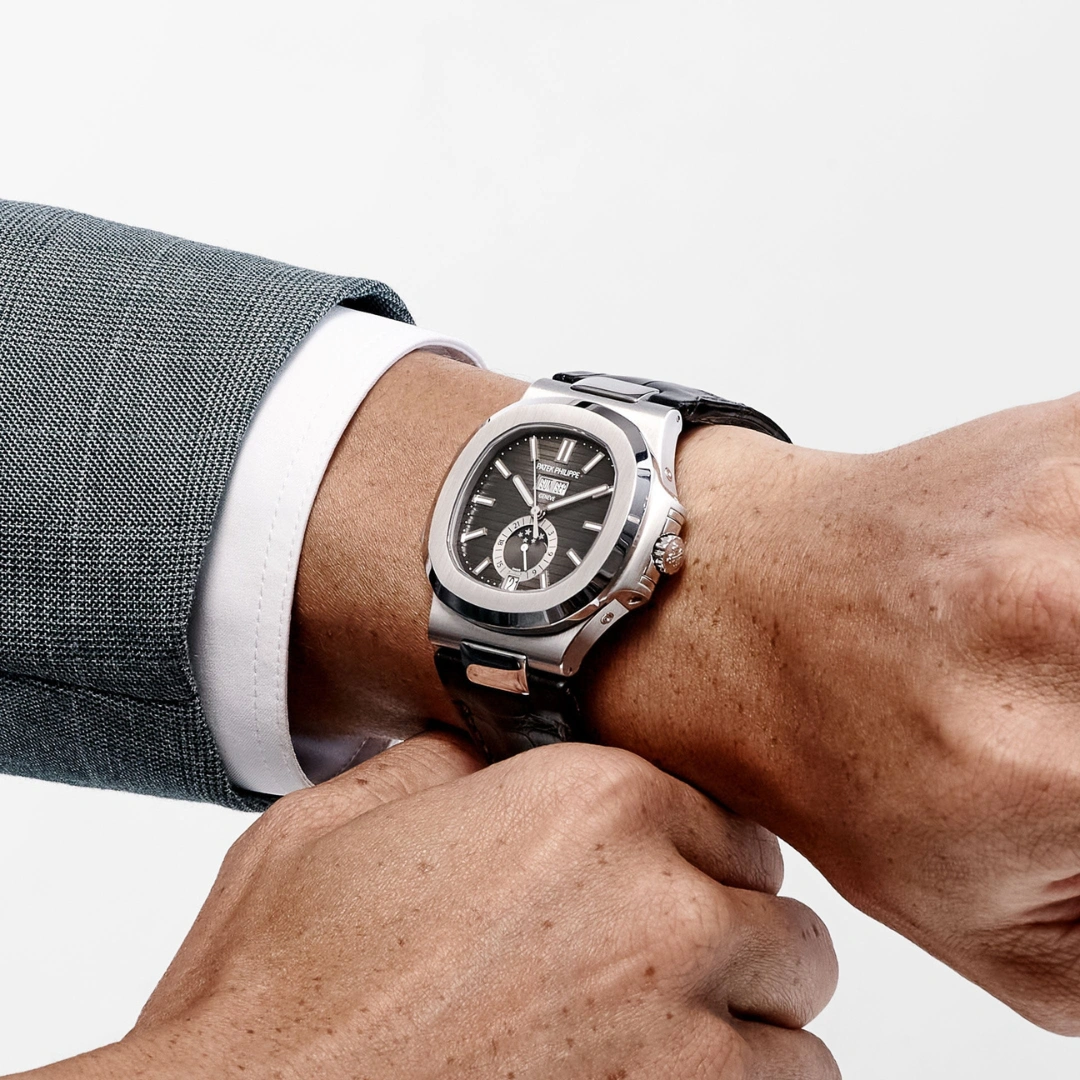 Patek Philippe Nautilus 5726A-001 Annual Calendar Moonphase 40.5mm