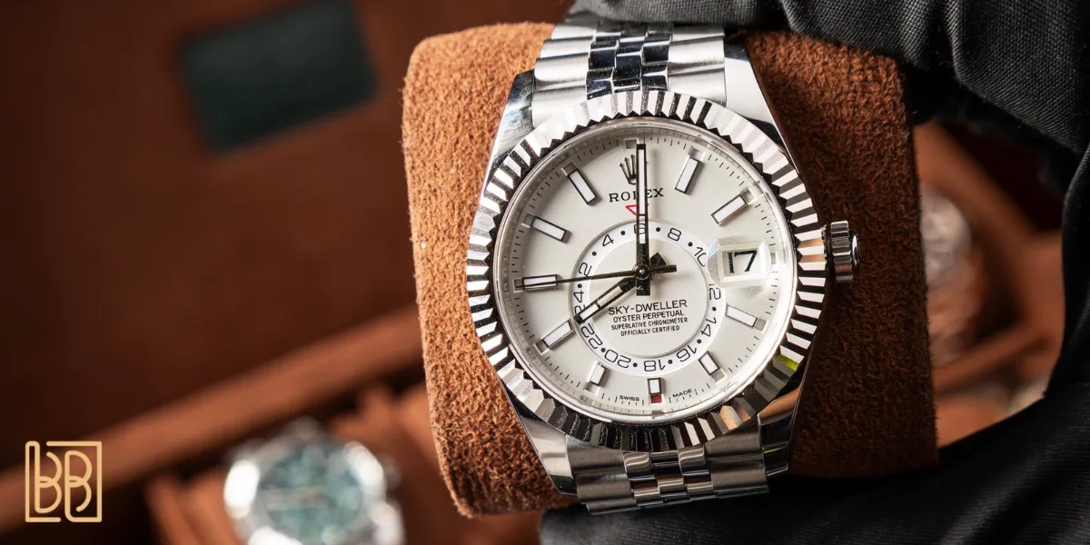 Rolex Sky-Dweller 336934-0004 White/Silver Dial White Gold Fluted Bezel 42mm